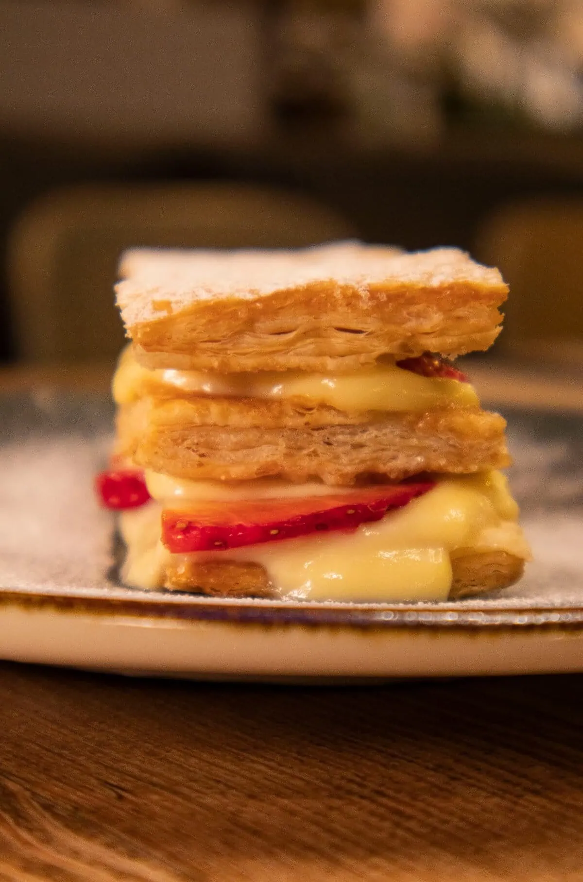 Mille-feuille with cream and strawberry